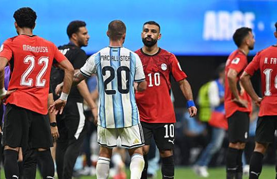 Chuyển nhượng sáng 2/8: Mohamed Salah gia nhập Trabzonspor, Man City chốt Pedro Neto 70 triệu bảng