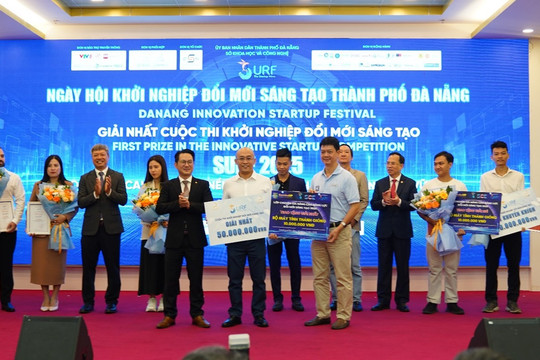 Ươm tạo tài năng khởi nghiệp