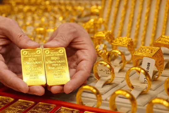 Cập nhật 09:04 sáng 03/08/2026: Giá vàng đi ngang 0–0 đồng, riêng PNJ tăng giảm 100.000 đồng