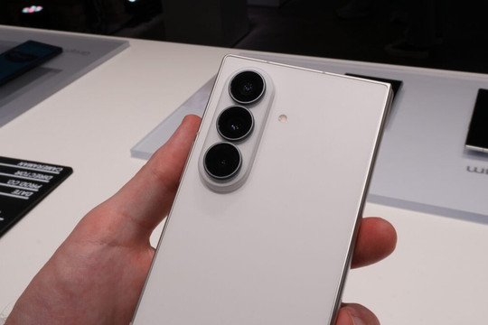 Cải tiến camera 200MP trên Galaxy Z Fold8 Ultra: Nâng tầm trải nghiệm nhiếp ảnh gập