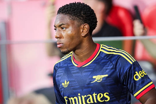 Man Utd nhắm Myles Lewis-Skelly: Mảnh ghép đa năng hay con dao hai lưỡi của Carrick