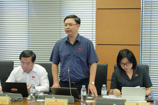 Đoàn đại biểu Quốc hội thành phố Đà Nẵng góp ý hoàn thiện nhiều dự án luật quan trọng