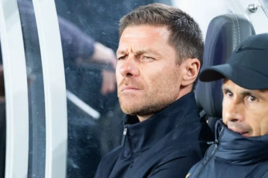 Valentin Barco gia nhập Chelsea: Lời giải cho bài toán đa năng của HLV Xabi Alonso