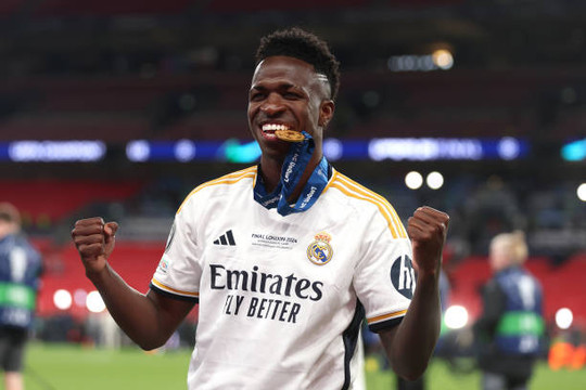 Kevin Nolan khuyên HLV Mikel Arteta bỏ Vinicius Jr, chọn Nico Williams và Barcola