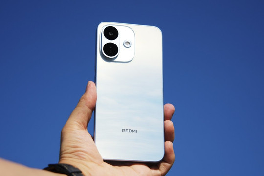 Xiaomi Redmi 17 4G lộ diện: Pin Silicon-Carbon 7.500 mAh và màn hình 120Hz bứt phá phân khúc giá rẻ