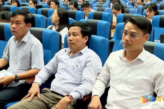 Tập huấn định giá dịch vụ thu gom, xử lý chất thải rắn sinh hoạt