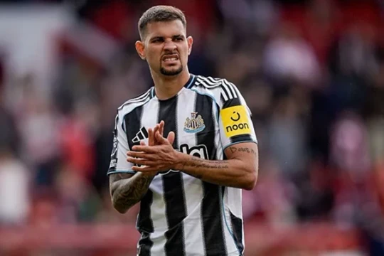 Arsenal áp sát Bruno Guimaraes, kích hoạt kế hoạch săn tiền đạo và trung vệ