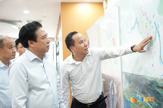 Da Nang prioritizes early launch of International Financial Center to strengthen global financial integration