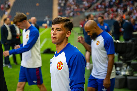 Shea Lacey rực sáng tiền mùa giải: Bài toán nan giải của Michael Carrick tại Man Utd