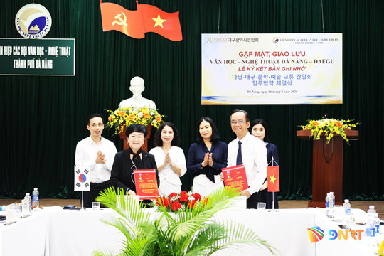Ký kết hợp tác giao lưu văn hóa, nghệ thuật giữa Đà Nẵng và Daegu (Hàn Quốc)