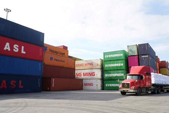Da Nang’s import - export turnover reaches US$5.8 billion in first seven months of 2026