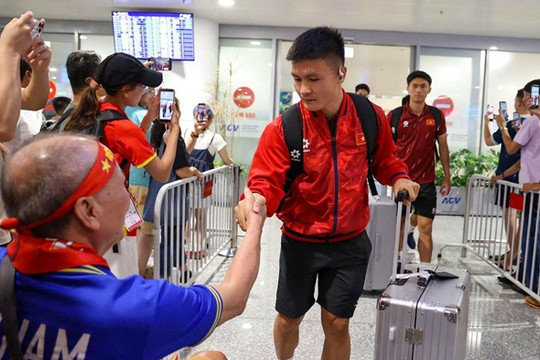 ĐT Việt Nam tại ASEAN Cup 2026: Đừng để phong độ của Hoàng Đức làm lu mờ giá trị Quang Hải