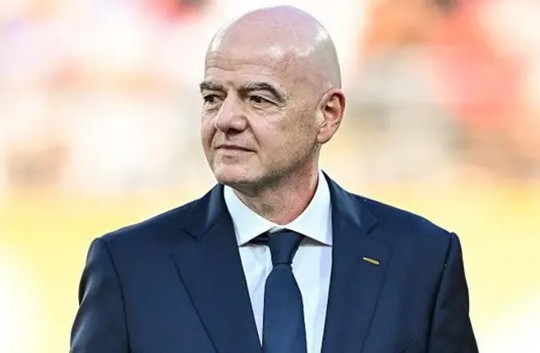 Cuộc chiến quyền lực thượng tầng: FIFA đanh thép bảo vệ Chủ tịch Gianni Infantino