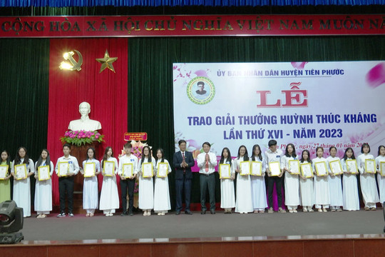 Giải thưởng Huỳnh Thúc Kháng - Tiếp nối mạch nguồn hiếu học