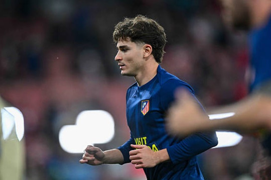 Julian Alvarez gặp bế tắc tại Atletico Madrid: Tiền lệ pháp lý mở đường gia nhập Barcelona