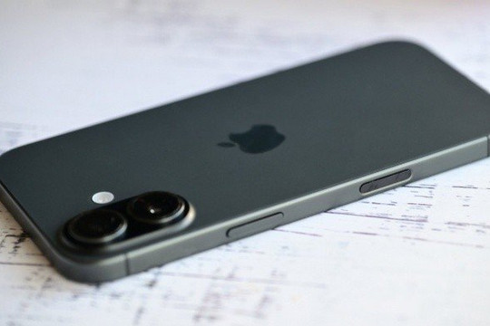 Giá iPhone 17 series giảm sâu trước ngày iPhone 18 ra mắt: Bản Air giảm đến 9 triệu đồng