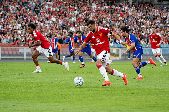 Nhận định Manchester United vs Leeds United: Màn đọ sức bản lề của Michael Carrick tại Dublin
