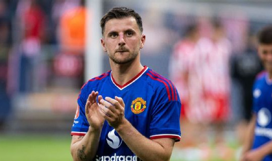 Mason Mount lại dính chấn thương bàn chân, đối mặt nguy cơ lỡ trận đấu giữa MU và Leeds