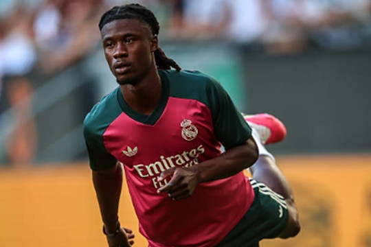 Manchester United ráo riết theo đuổi Eduardo Camavinga nhằm giải bài toán nhân sự