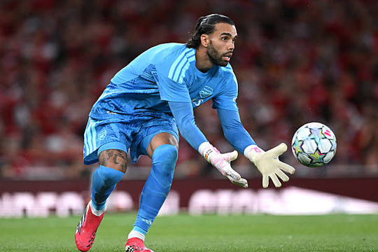 David Raya xuất sắc giúp Arsenal đánh bại Como 4-3 trên chấm luân lưu kịch tính tại Emirates