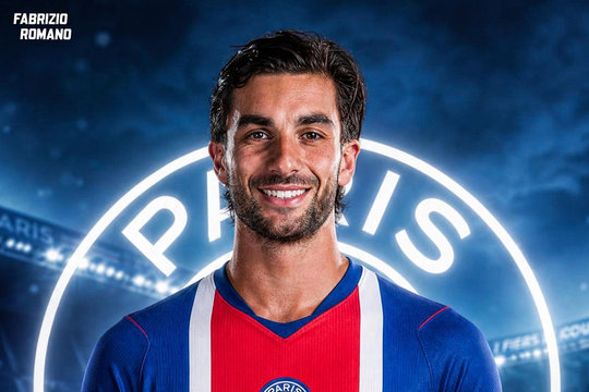 PSG chốt thương vụ 50 triệu euro chiêu mộ Ferran Torres từ Barcelona với hợp đồng 5 năm