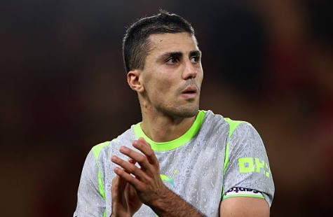 Tin chuyển nhượng 14/8: Barca bị từ chối vụ Rodri, Arsenal vấp bế tắc mua Marc Pubill