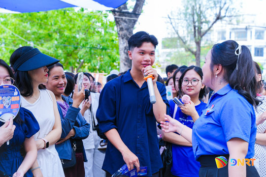 Trường Đại học Kinh tế Đà Nẵng tổ chức ngày hội chào đón tân sinh viên