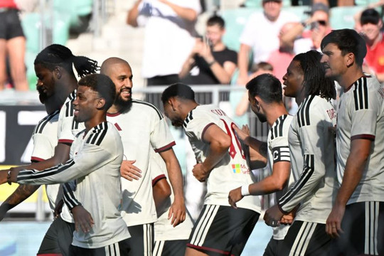 Man Utd thua AC Milan 2-4 tại Wroclaw: 4 điểm sáng cùng 3 nỗi lo hàng thủ của HLV Carrick