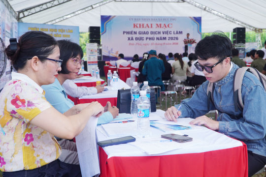 Đưa cơ hội việc làm về cơ sở
