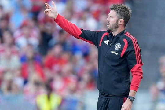 Manchester United bước vào mùa giải mới với dấu ấn Andrey Santos và nỗi lo lực lượng của Carrick