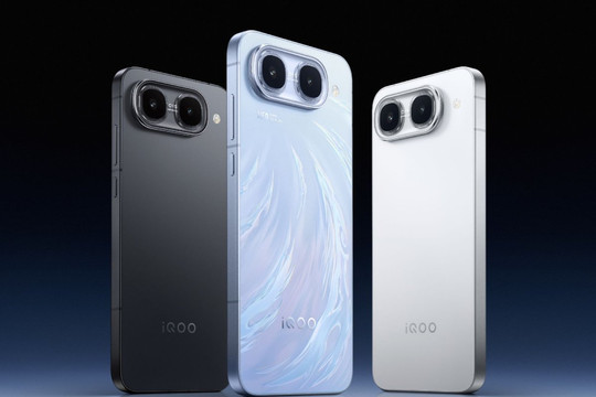 iQOO Neo 11 Ultra ra mắt: Chip Dimensity 9500M, pin 9.100mAh cùng màn hình 2K 144Hz sắc nét
