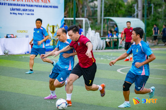 Khởi tranh Giải bóng đá mini nam, nữ Cúp Đoàn UBND thành phố Đà Nẵng