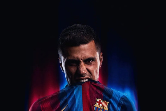 Barcelona chính thức chiêu mộ Quả bóng Vàng Rodri từ Man City với mức phí 65,4 triệu bảng