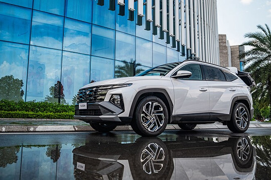 Hyundai Tucson 2026: Cập nhật giá lăn bánh, ưu đãi 85 triệu đồng và thông số kỹ thuật