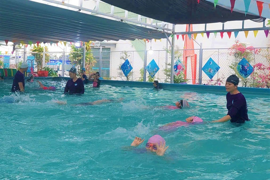 Hiệu quả hoạt động bơi dịp hè