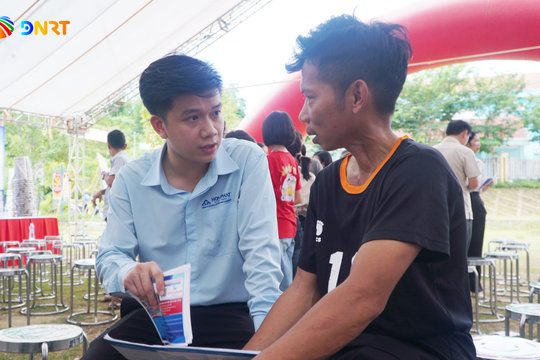 Lấp “khoảng trống” tuyển dụng