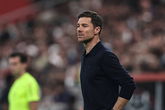 Tân HLV Xabi Alonso đối mặt bài toán kỷ luật và nhân sự để giúp Chelsea đổi vận mùa này