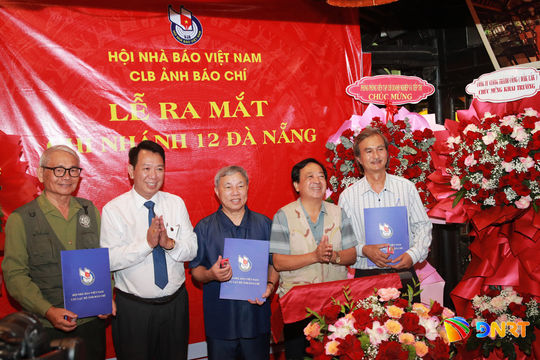 Ra mắt Câu lạc bộ Ảnh báo chí Chi nhánh 12 - Đà Nẵng