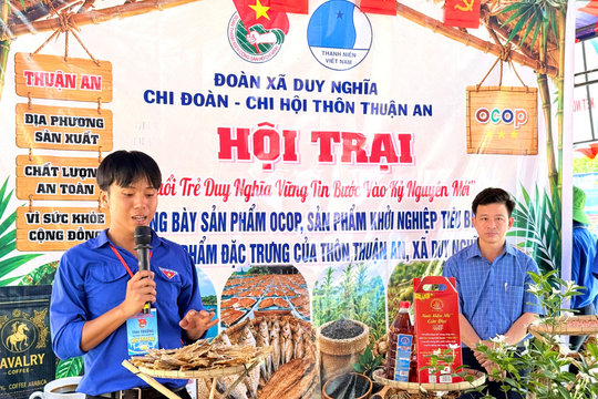 Tuổi trẻ Duy Nghĩa đưa sản phẩm địa phương lên sóng livestream