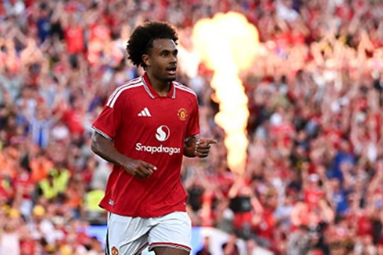 Joshua Zirkzee tìm đường rời Manchester United để cập bến Juventus của Luciano Spalletti