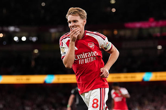 Martin Odegaard giải mã phong độ thăng hoa tại Arsenal sau chuỗi ngày chấn thương dai dẳng