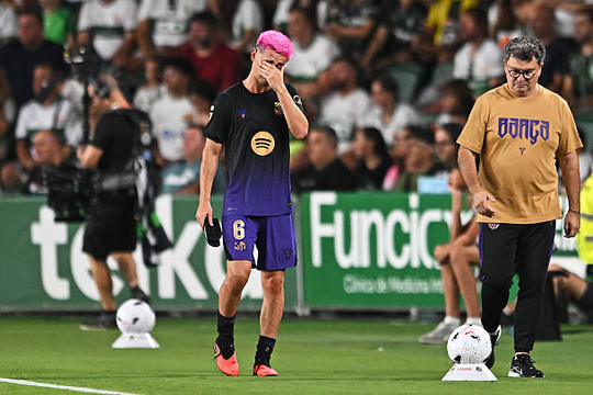 Barcelona đón tín hiệu tích cực về chấn thương đầu gối của Gavi sau trận thắng Elche 5-0