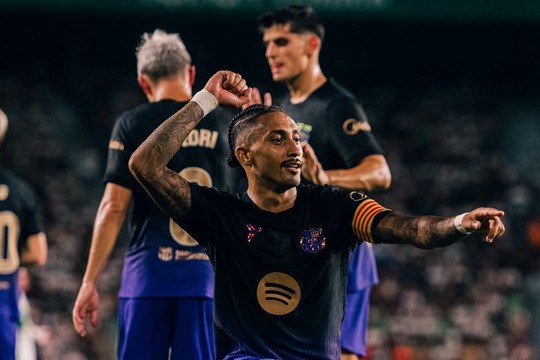 Barcelona đại thắng 5-0 trận mở màn mùa giải: Raphinha và Fermin rực sáng trên hàng công
