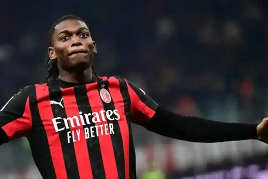 Rafael Leao từ chối mức lương khủng từ Saudi Arabia để quyết tâm ở lại cống hiến cho AC Milan