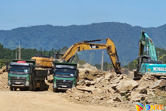 Tăng tốc công trình động lực, trọng điểm: Tập trung gỡ vướng mặt bằng