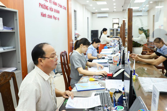 Đổi mới đánh giá cán bộ phường Hòa Khánh