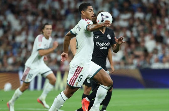 Jude Bellingham lột xác thành võ sĩ giác đấu hào hoa của HLV Jose Mourinho tại Real Madrid