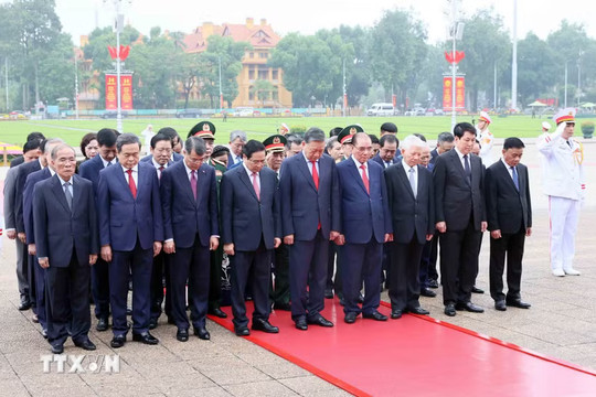 81 năm Quốc khánh: Lãnh đạo Đảng, Nhà nước vào Lăng viếng Chủ tịch Hồ Chí Minh