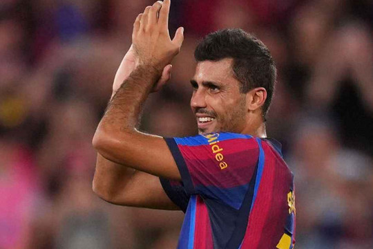 Hansi Flick ca ngợi tân binh Rodri là mảnh ghép hoàn hảo giúp Barcelona hạ gục Athletic Club