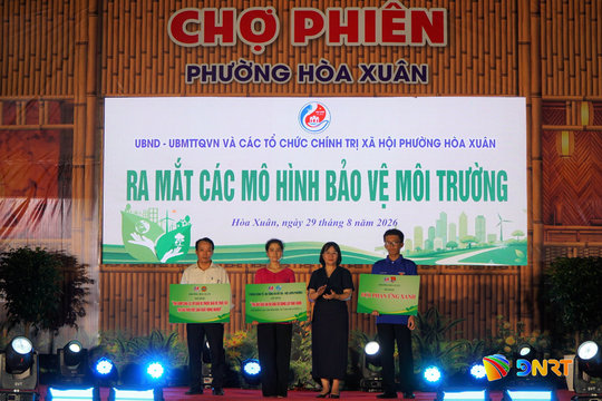 Mỗi gia đình ở Hòa Xuân là một “hạt nhân xanh” bảo vệ môi trường